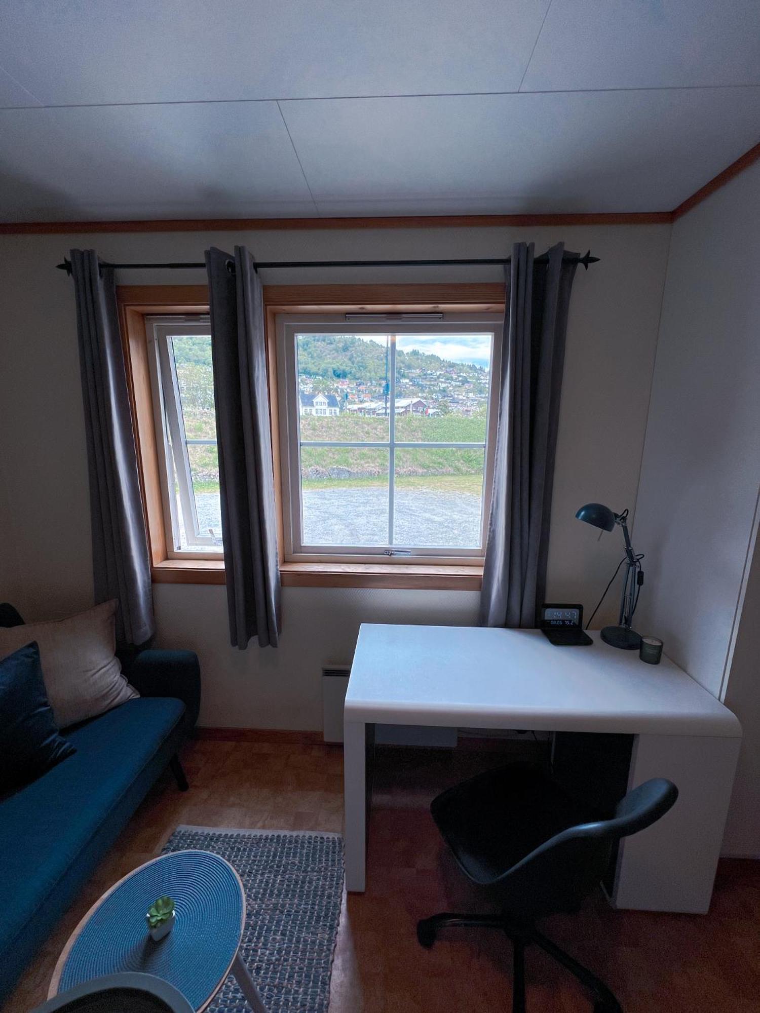 Privat Rom I Leilighet Sogndal Exterior foto